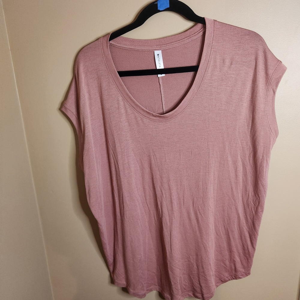 Athleta Cloudlight Stratus Tee Rose Size M 444861